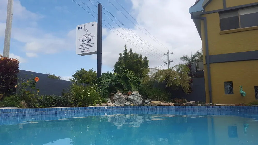 Coastal Bay Motel