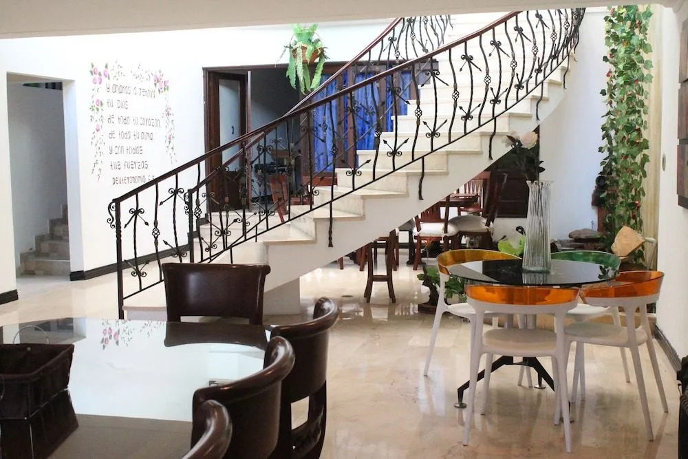 Casa hotel Tsalach