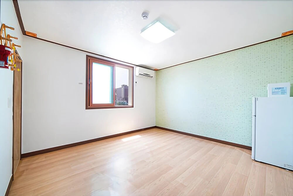 Daecheon Sain Pension