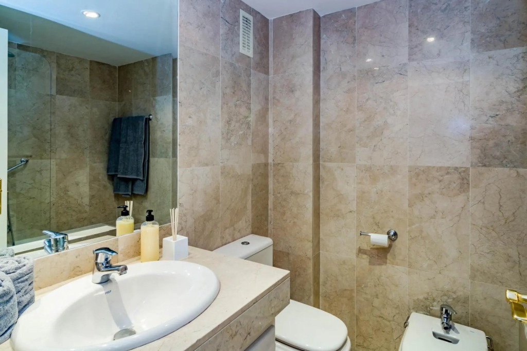 SAT1 - Cozy and Comfortable Vacation Apartment