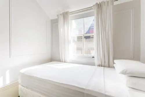 Stanhope Mews West II by Onefinestay