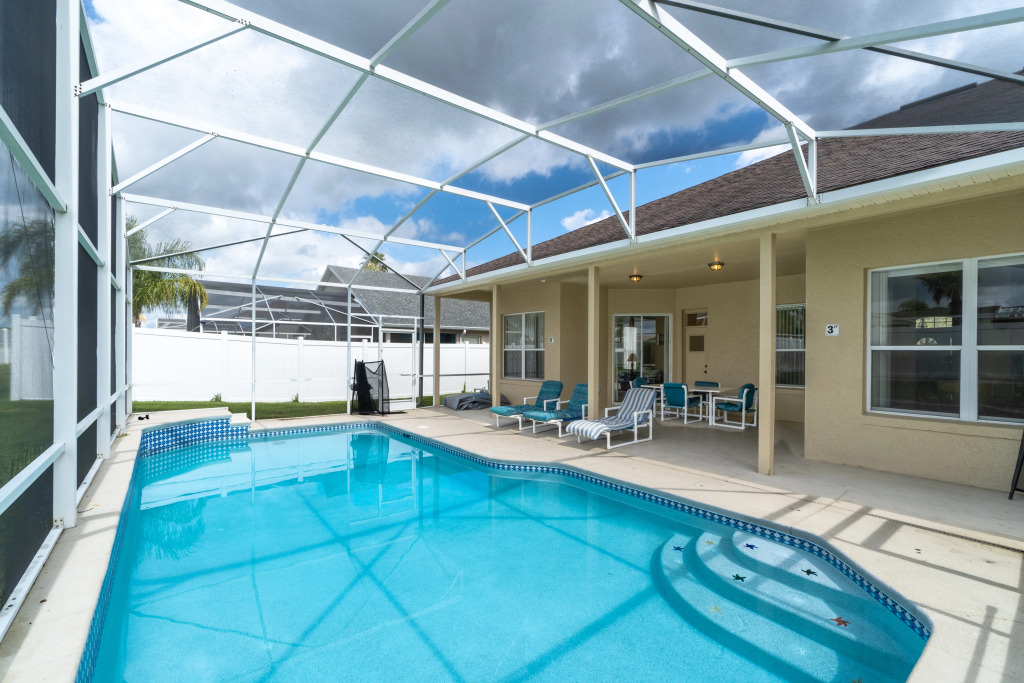 6 BR Ballyshannon Hideaway Villa w/Pool & Games, Davenport, US