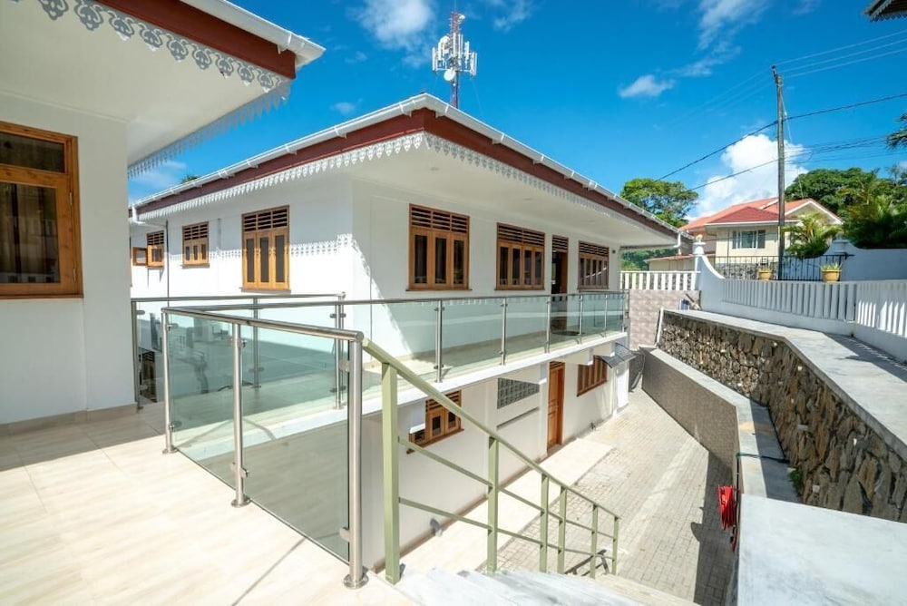 La Belle Residence Self Catering Accommodation