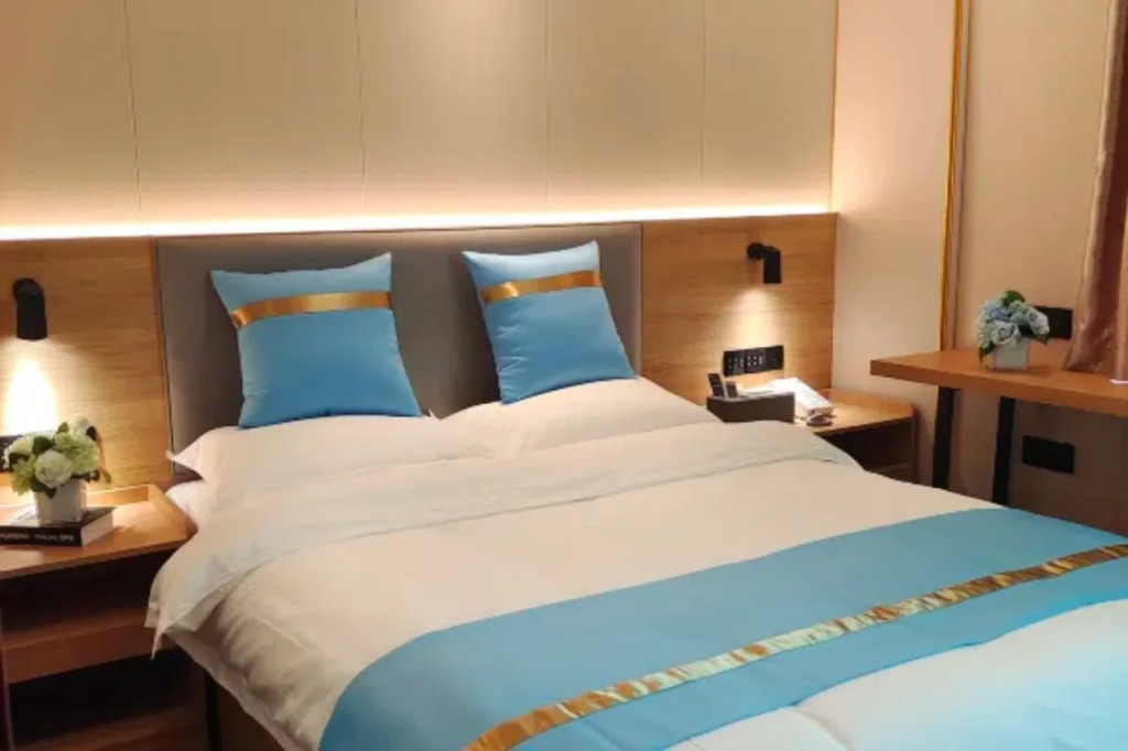 Jinjiang Inn Style Hotel (Nanchang Liantang Middle Avenue)