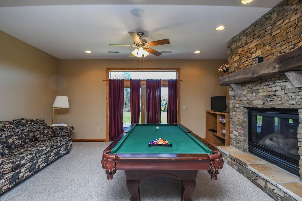 Moonrise Retreat 4 Bedroom House