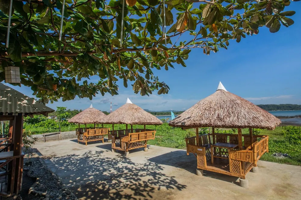 Rawis Resort Hotel