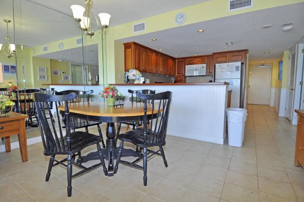 Springs Towers 402 3Br