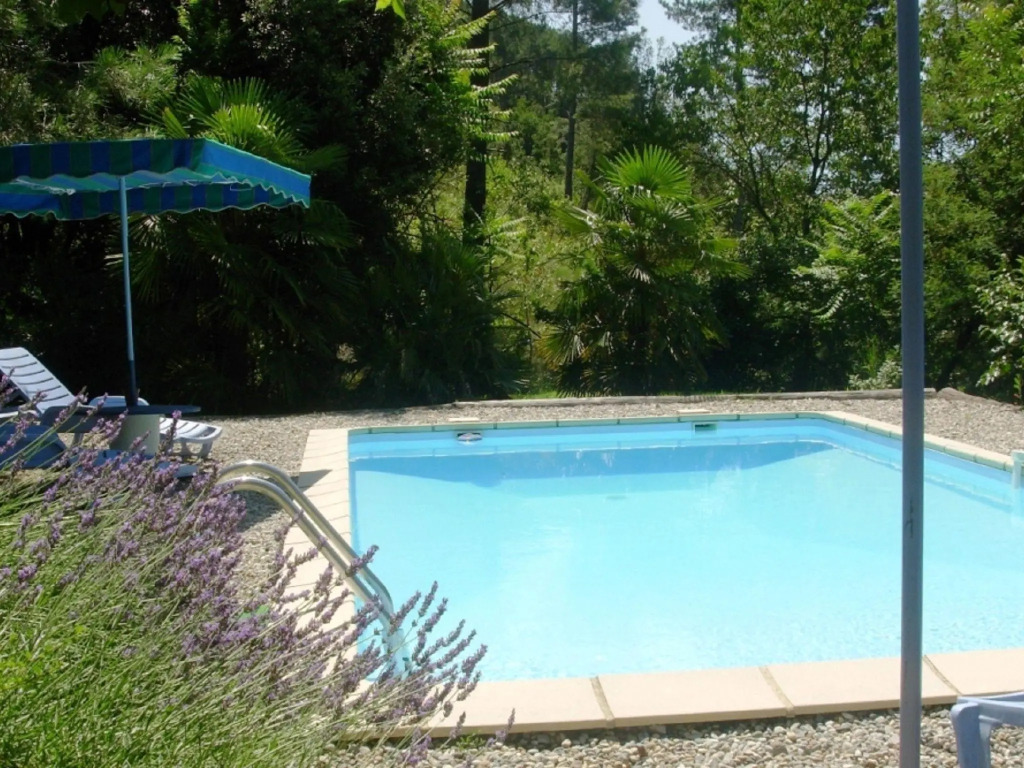 Serene Holiday Home in Les Salelles with Swimming Pool