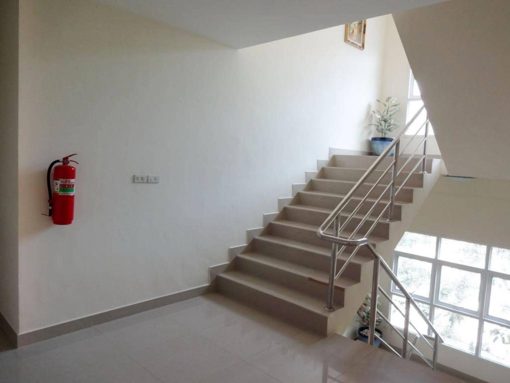 Plus Mansion