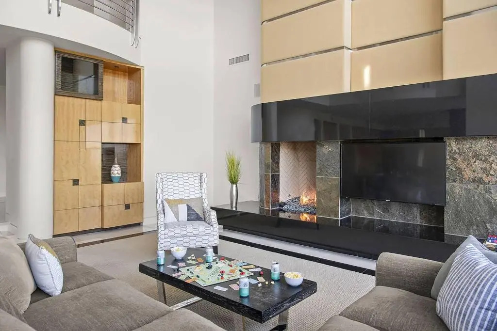 Black Rock by AvantStay Modern Masterpiece w Panoramic Views Infinity Pool