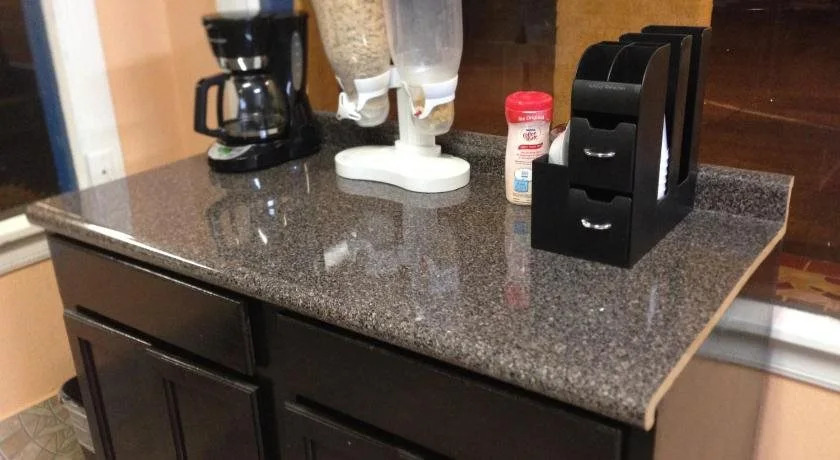 Budget Inn