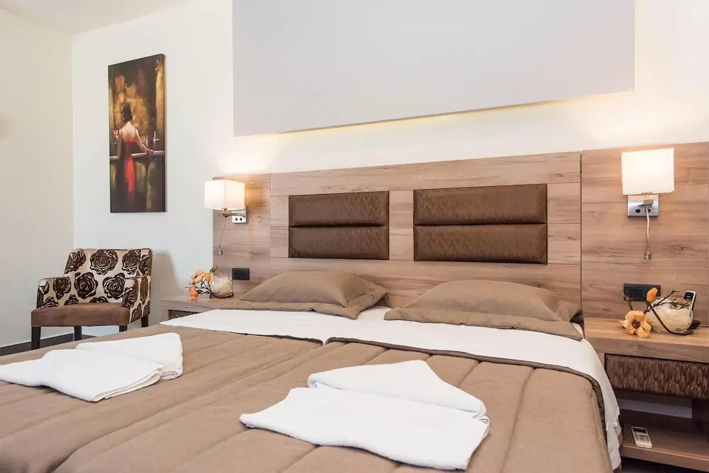 Stunning Room for 3 People Wanting to Have an Amazing Vacational Expirience