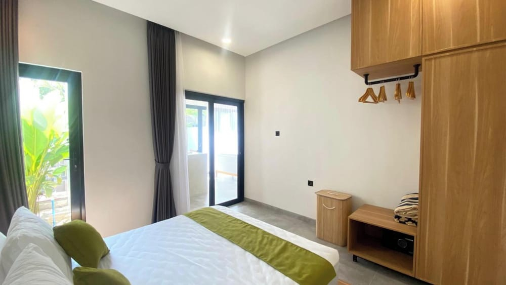 Terra House B1