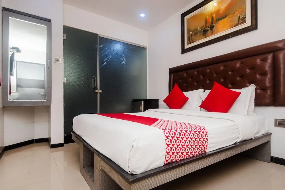 OYO 24050 Hotel Sweet Dream
