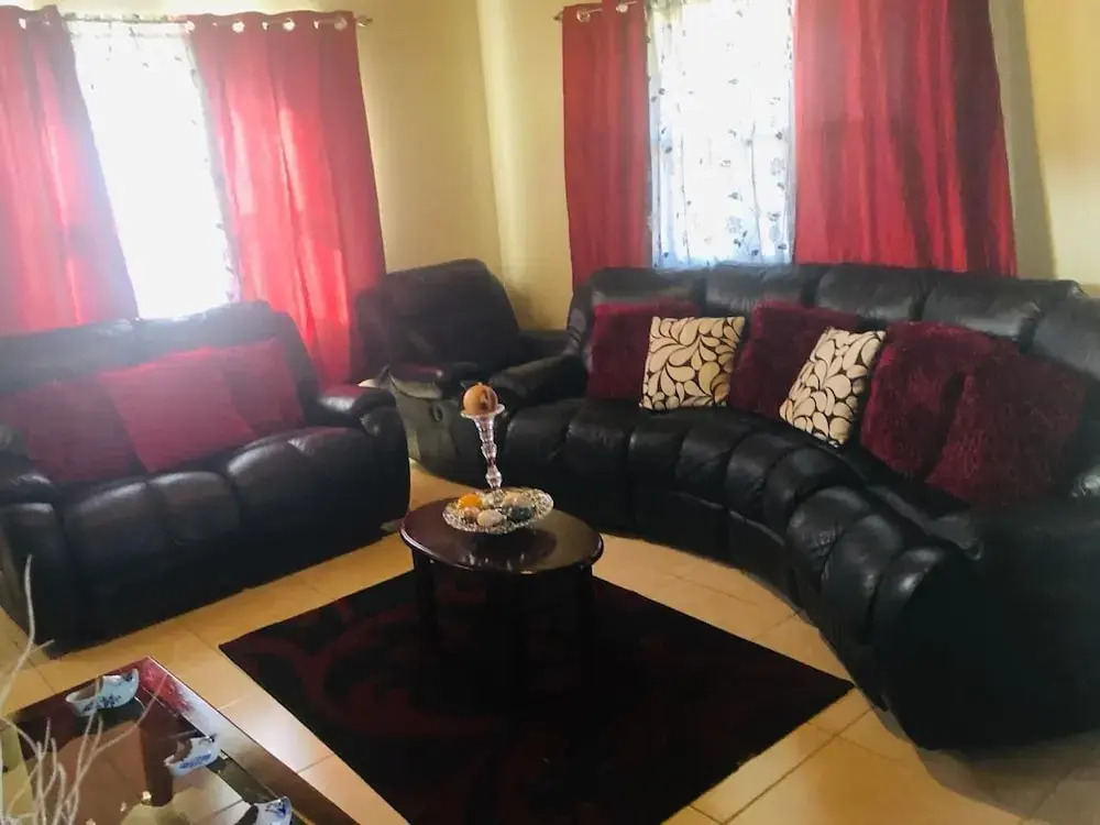 Layla's B&B