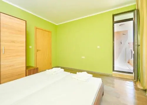 Evi Apartments 2