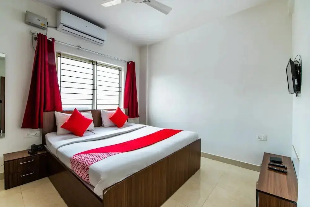 Durga Deluxe by OYO Rooms