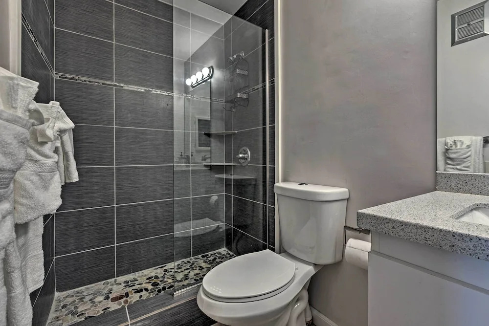 Beachfront St Croix Condo w/ Pool + Lanai!
