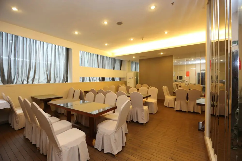 Totem Impression Hotel Wuhou Branch