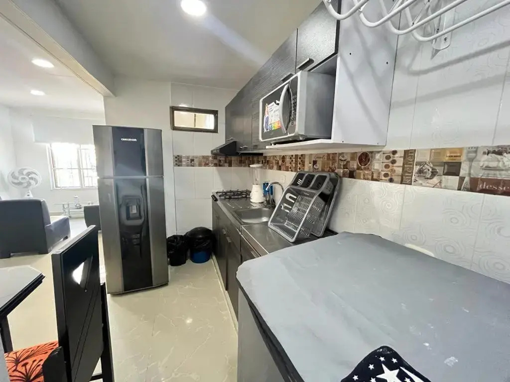 Apartamento en el Rodadero cerca al mar apt 201