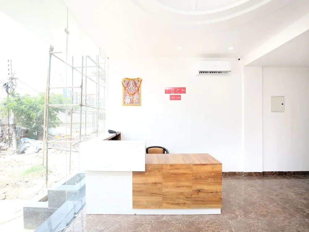 OYO 15486 Hotel New Diamond