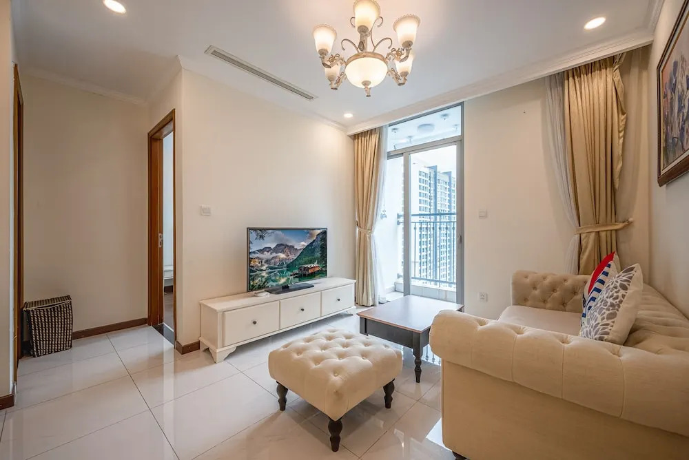 LUNA Apartment- Vinhomes Central Park