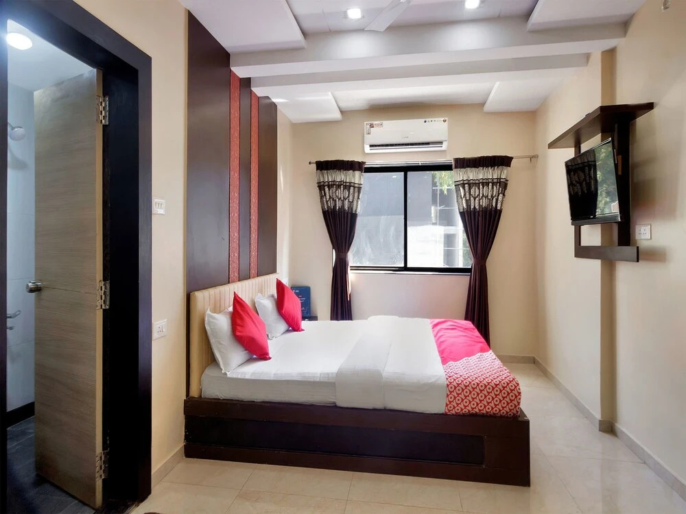 Fabhotel Krishna Regency