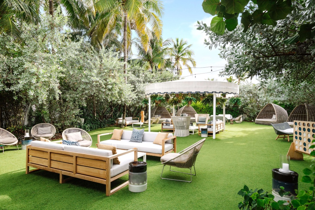Nautilus Sonesta Miami Beach