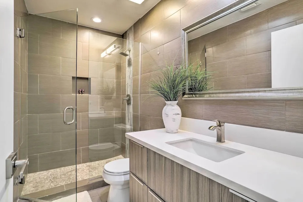 Sleek Rancho Mirage Villa: Patio, Pool, Golf!