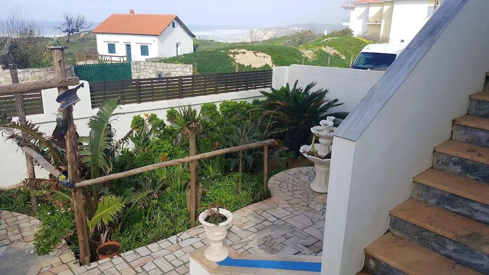 Apartment With 4 Bedrooms in Pataias, With Wonderful sea View, Furnished Terrace and Wifi Near the Beach