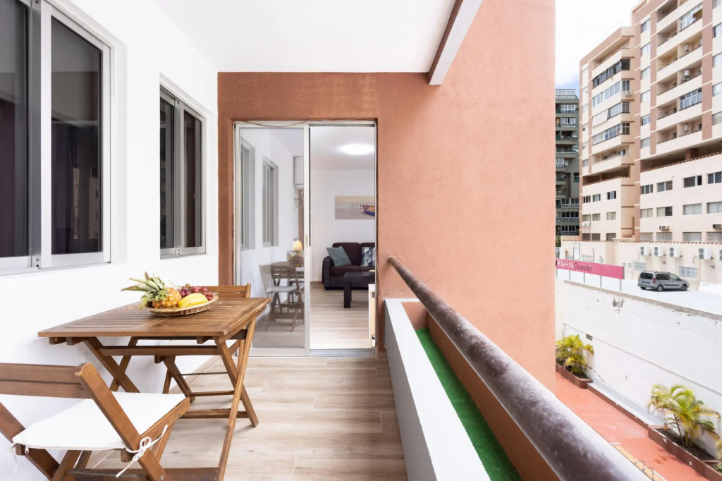 Home2Book Charming Apartment Santa Cruz, Wifi