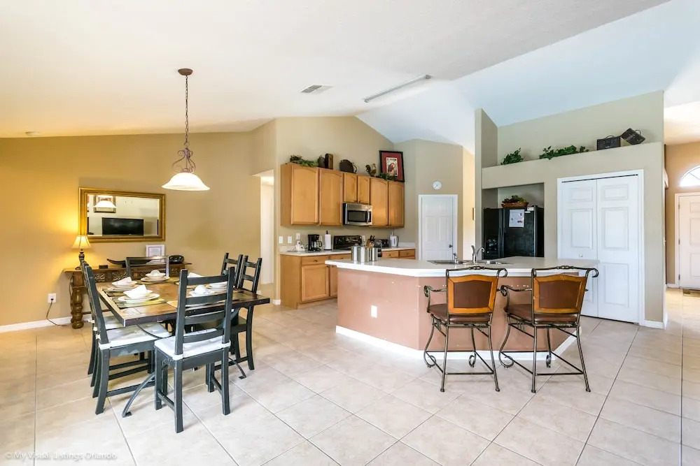 908cov Spacious 5 Bedroom 3 Bathroom