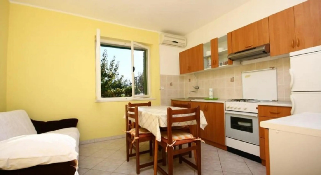 Per - Comfortable Family Apartments - A1
