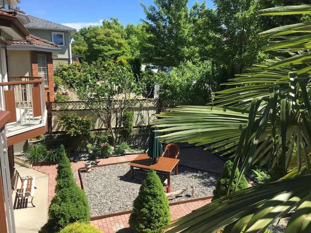 Dianas Luxury Bed and Breakfast