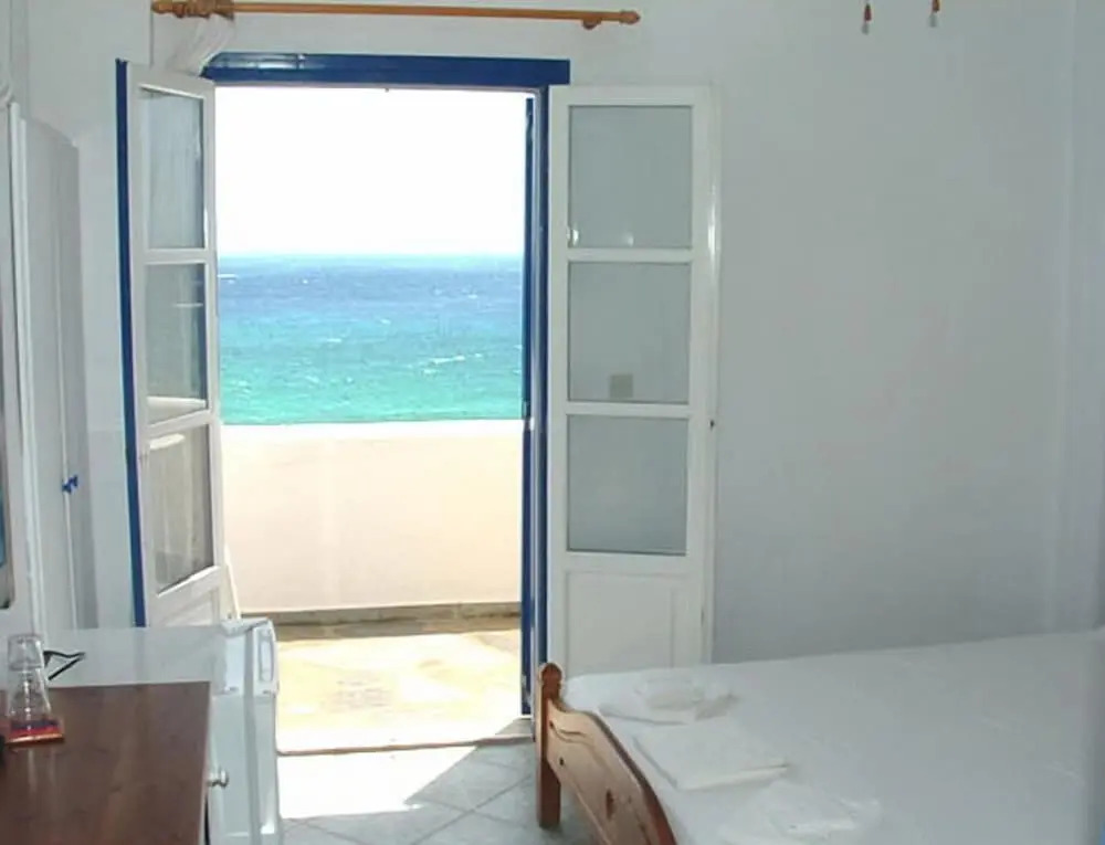 Paros Blue Dolphin FULLY RENOVATED by RIVEA GROUP