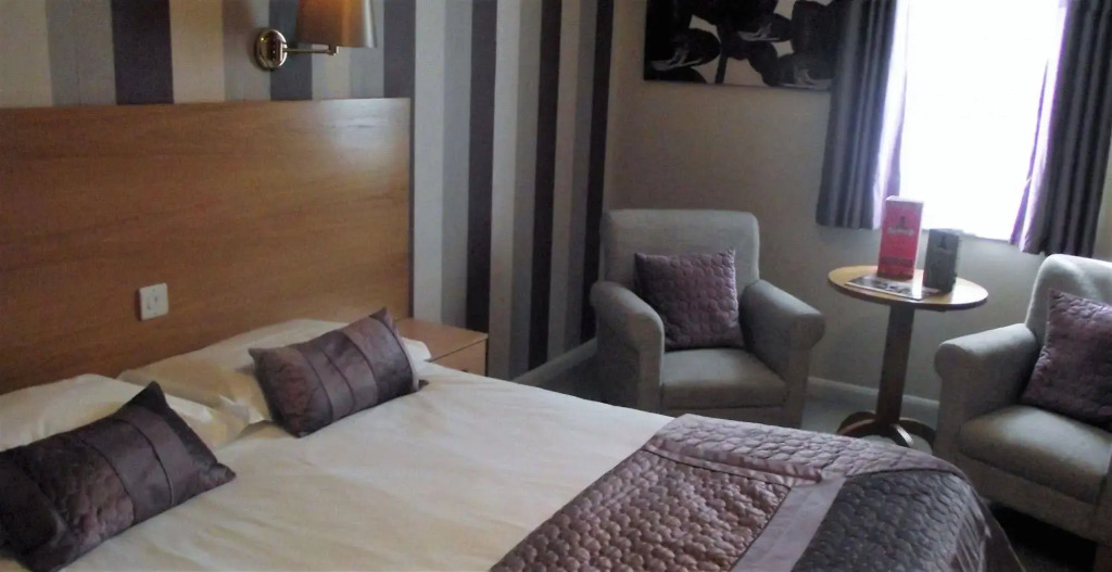 Sturdy`s Castle - Historic Coaching Inn near Blenheim Palace, Oxfordshire