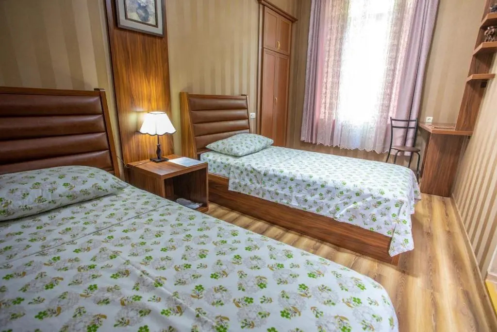 Hotel Paradise Road