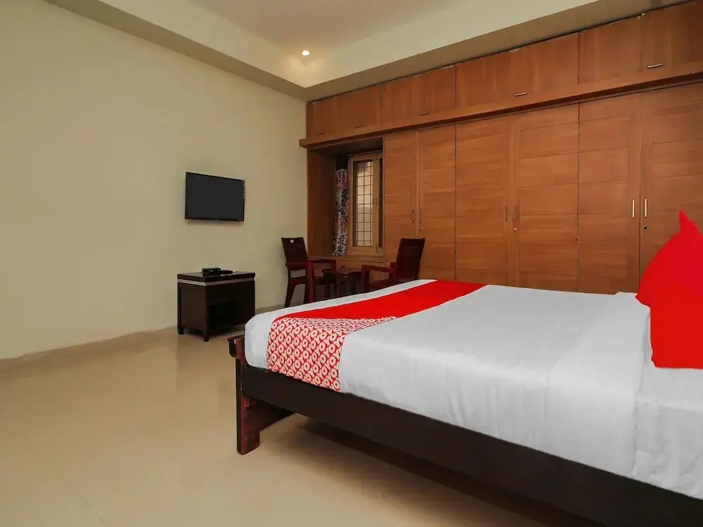 Neon Homes by OYO Rooms