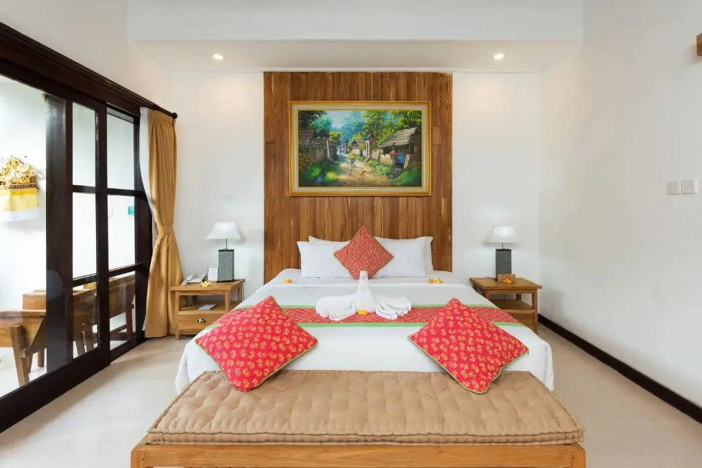 Полулюкс с видом на бассейн в Meruhdani Boutique Hotel Ubud
