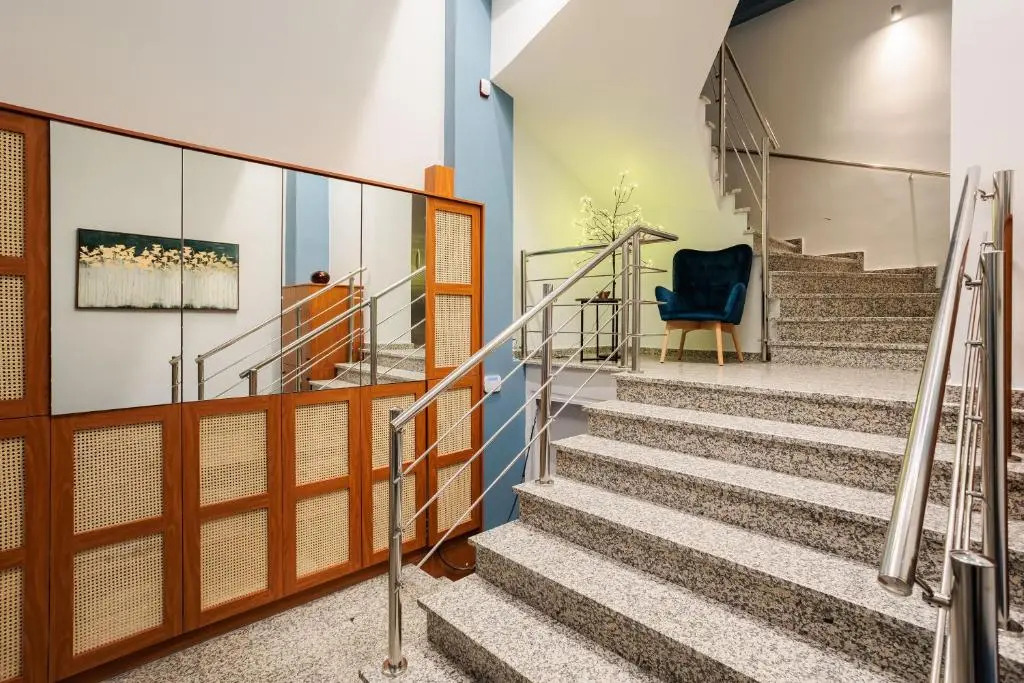 Georgia seaview apartment B1