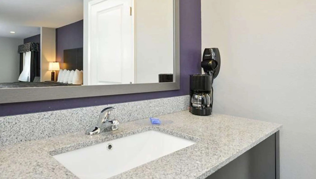 Belmont Inn and Suites Tatum