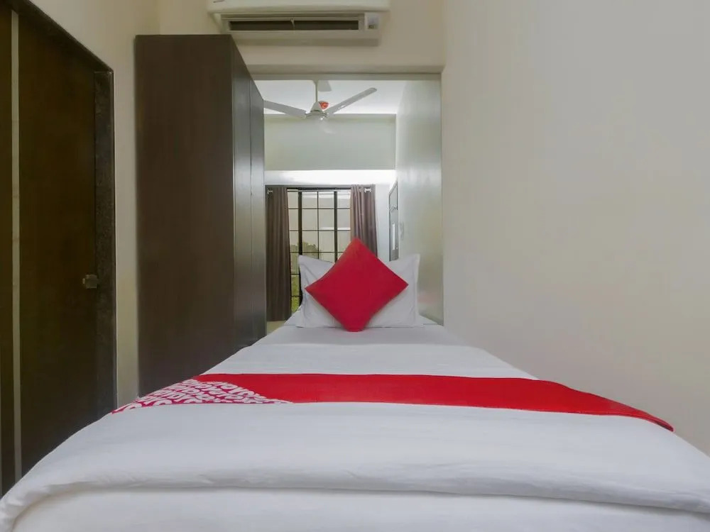 OYO 22086 Hotel Park View