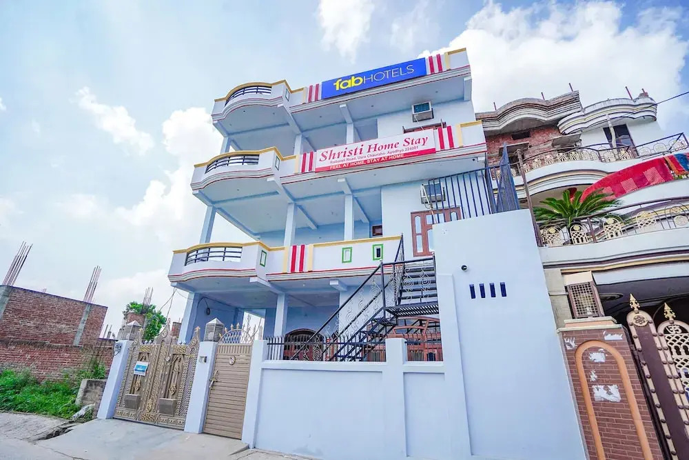 Fabhotel Shristi Homestay