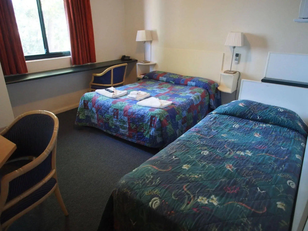 Linwood Lodge Motel