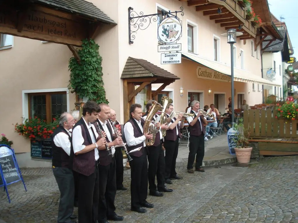 Bayerische Gastwirtschaft Dimpfl-Stadl
