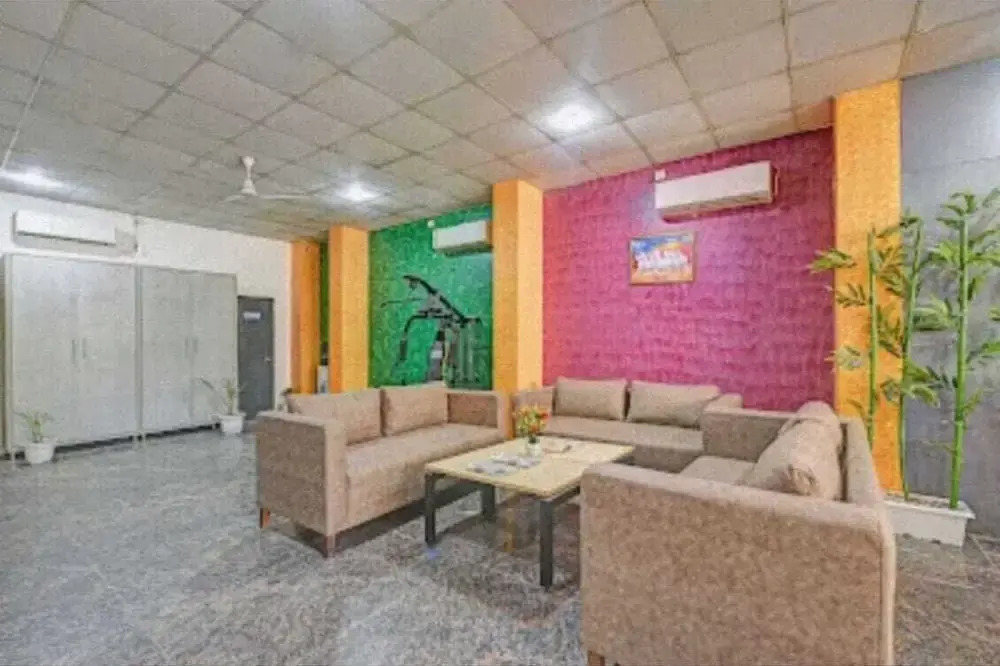 royal saprk inn1