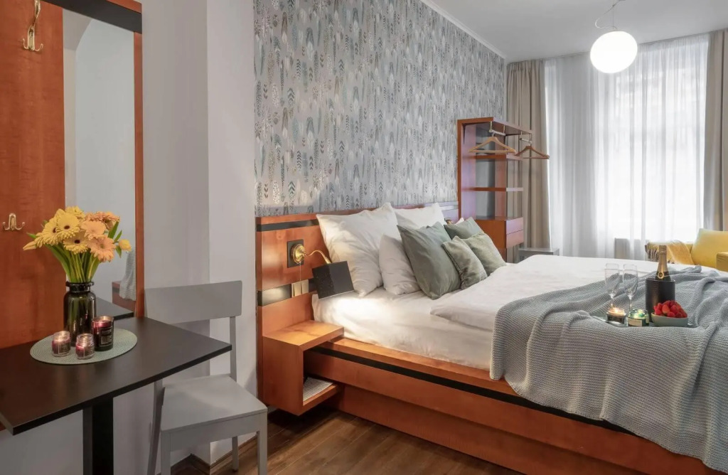 4 Elements Apartments