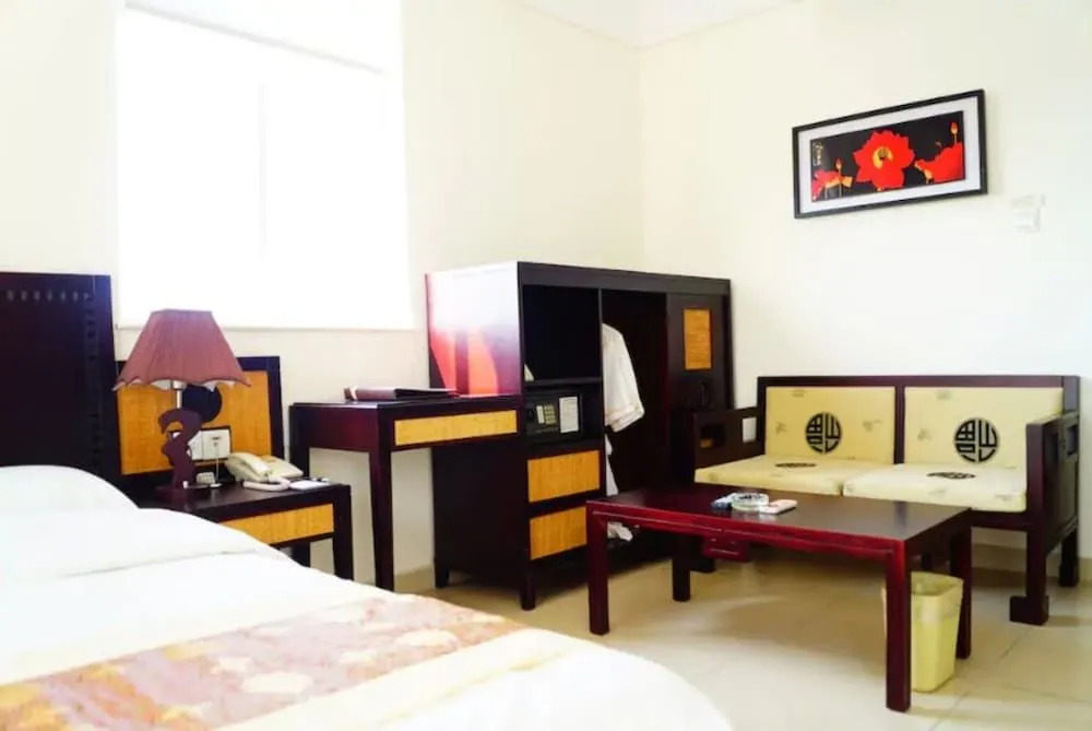 Qionghai Zhushan Tianlaiquan Apartment