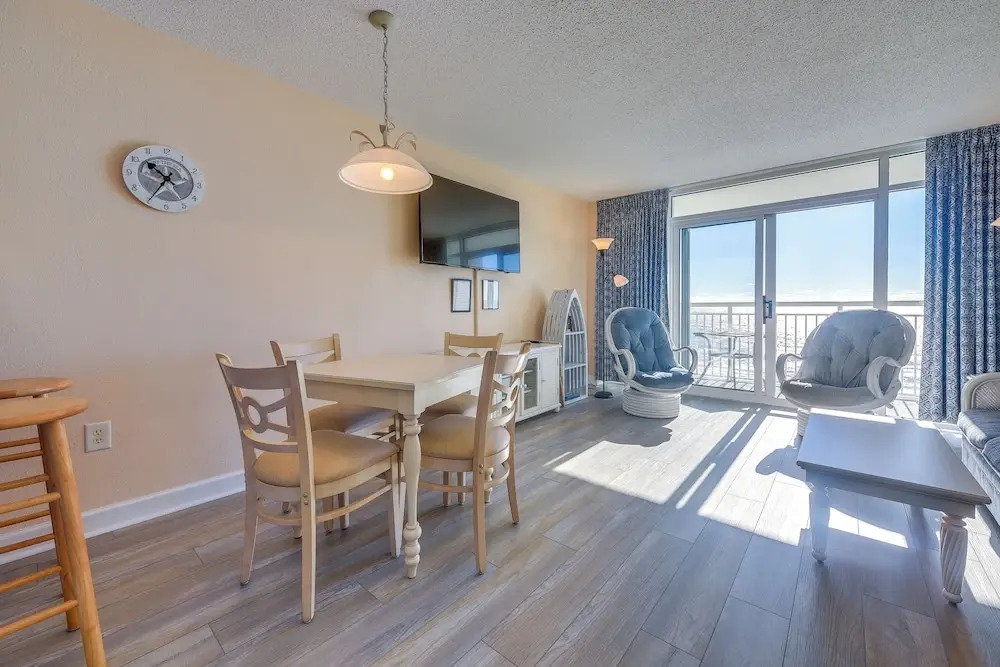 Walk to Atlantic Beach: Condo w/ Hot Tub & Views