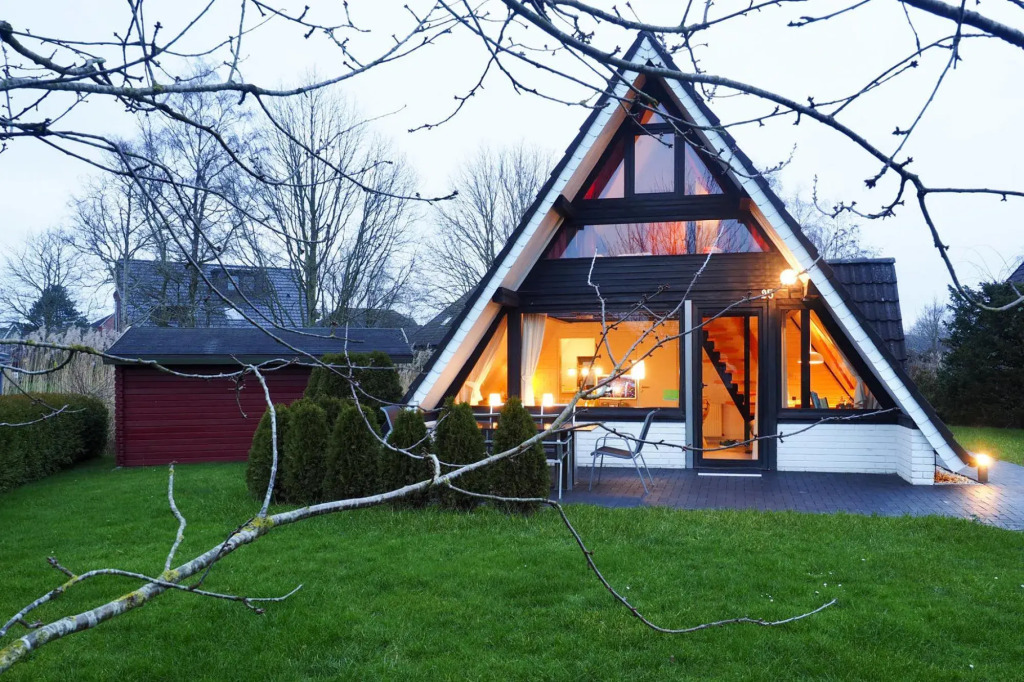 Ferienhaus mit Sauna in Burhave